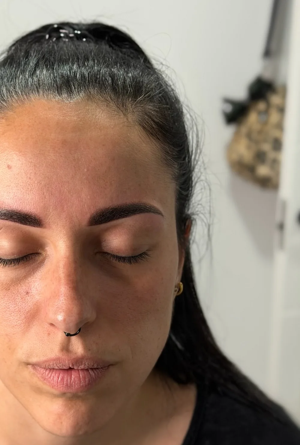 Micropigmentación de cejas definidas · Irene Romero, Alcalá de Henares